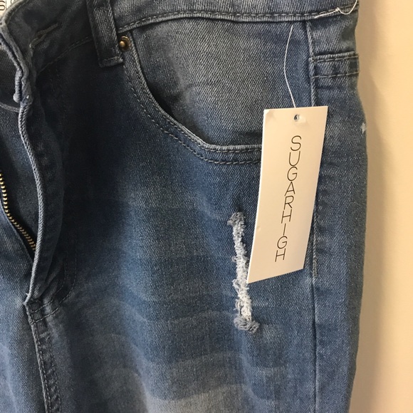 High-waisted Jeans - Picture 4 of 7